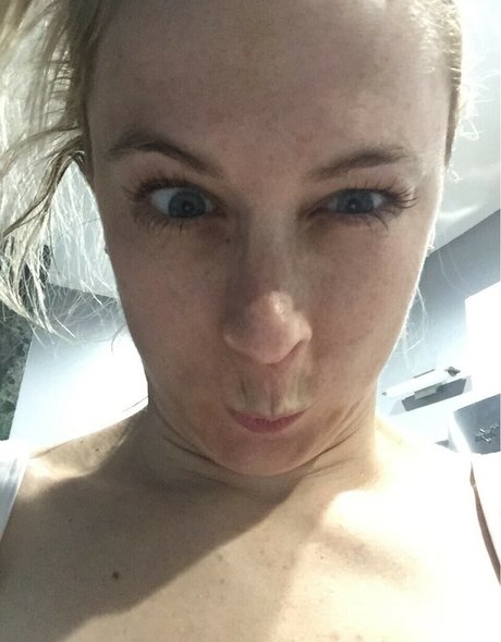 Iliza Shlesinger étoile de l'art des photos