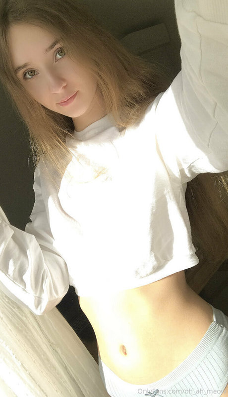 evaava free modèle pornographique archive