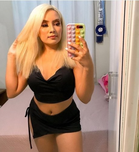 femboy à grosse bite onlyfans très chaud galeries