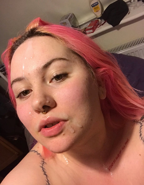 squishkween star érotique photos