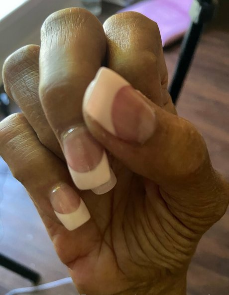 notyourgrandma étoile xxx des photos