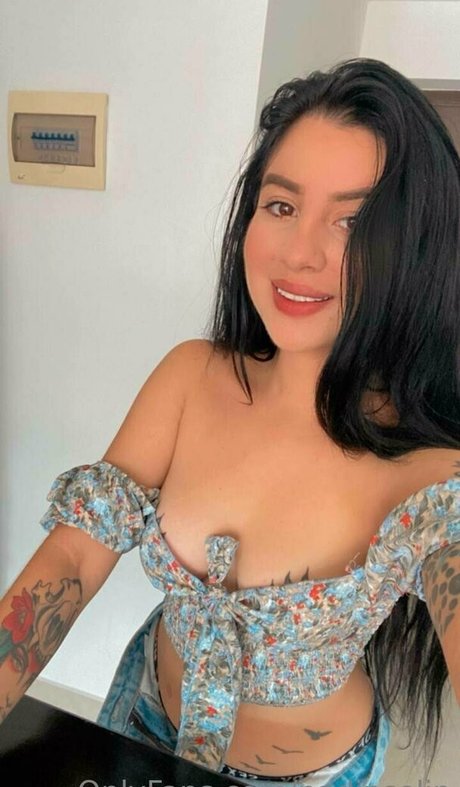 nadinselin modèle sympa photo