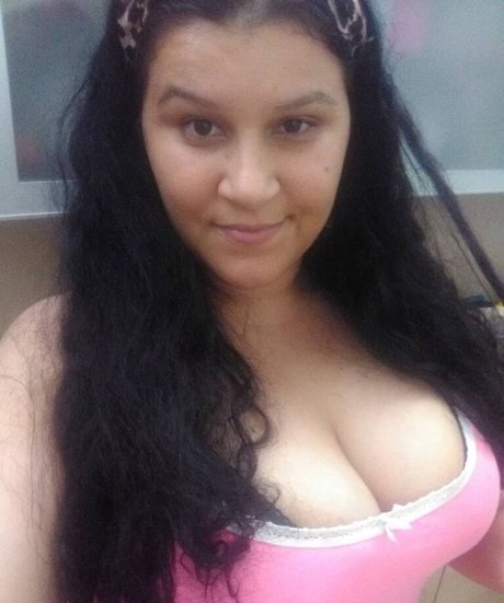 SweetMouthASMR modèle gratuit des photos