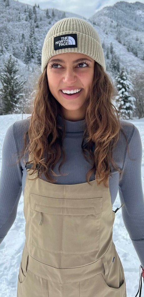 Renee Maudlena Noe modèle érotique archive