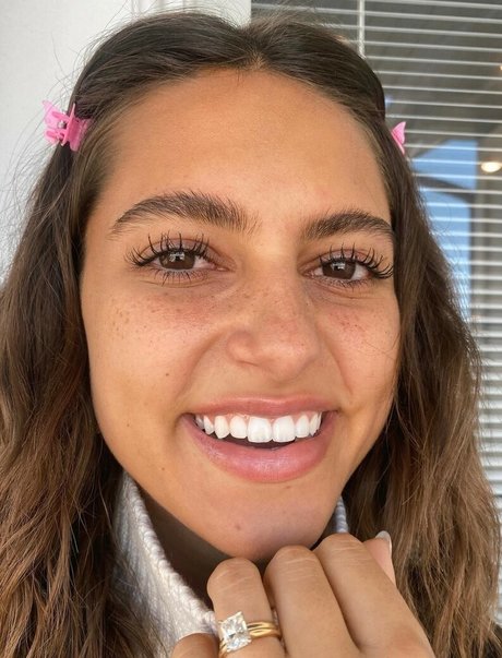 Renee Maudlena Noe modèle érotique archive