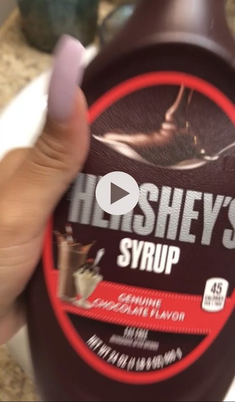 Robyn Banks star du porno en haute qualité galeries