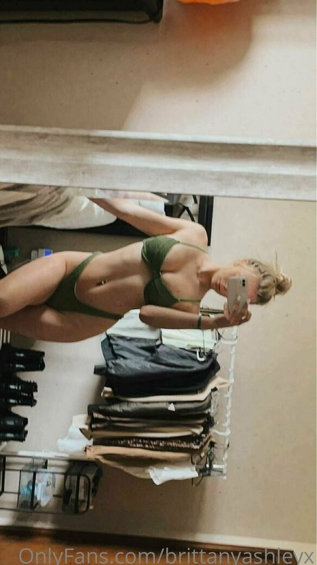 Brittanyashleyx mannequin image