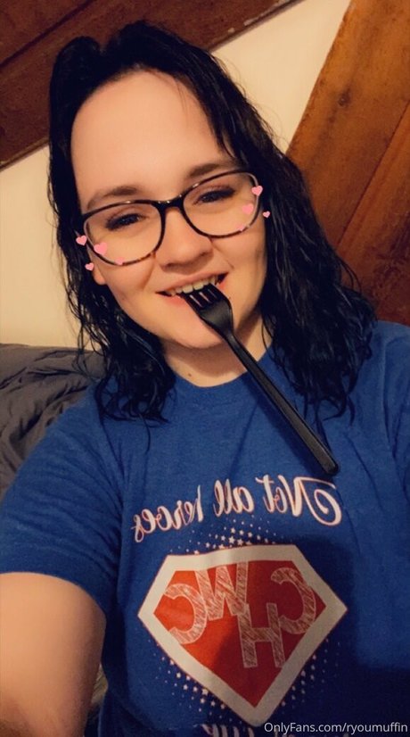 katiebuggz art star du porno images