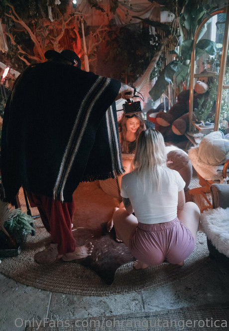 ohrangutangerotica star du porno hd photos