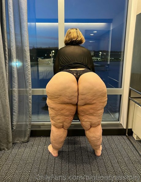 tatouages ​​blonds onlyfans gratuit belle photo