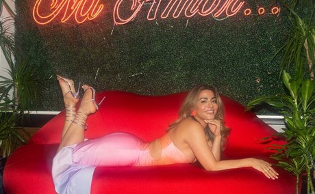 Emeraude Toubia sexe star galeries