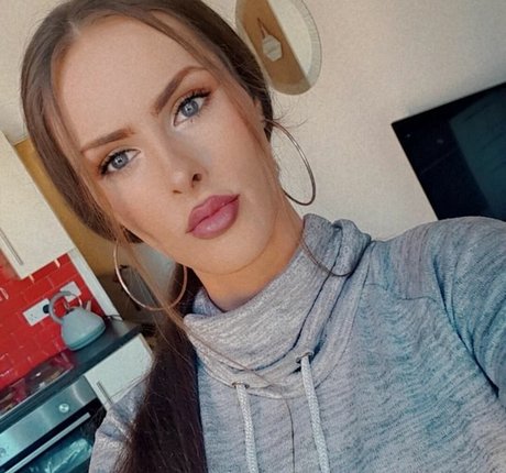 Nikki Harper actrice de nus galerie