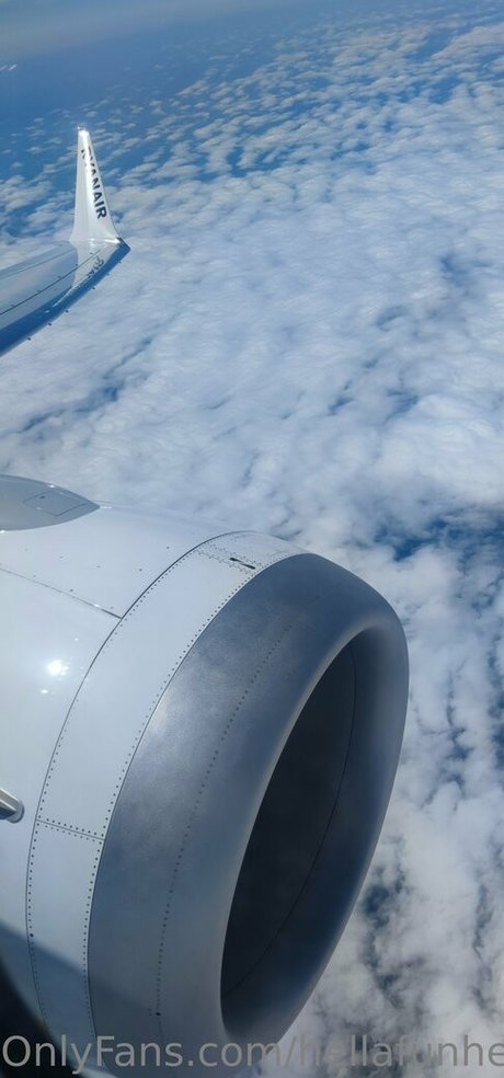 hellafunhehe actrice sexy img