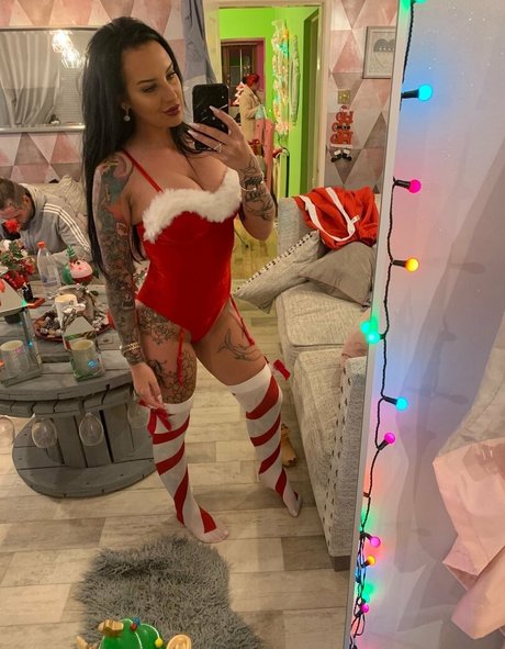 naughtyinkedwhore star du porno xxx galeries