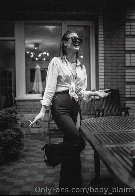 baby blaire actrice sexy archive