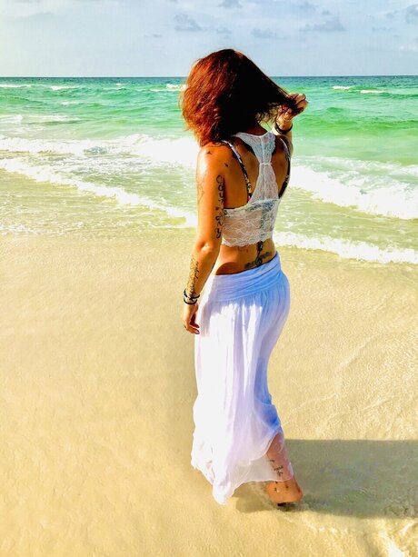 Brittany Simone actrice hd galeries