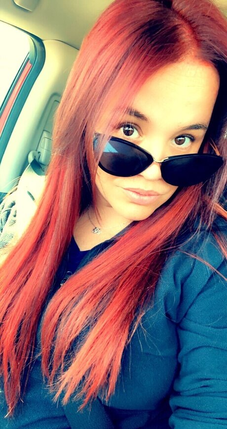 Melynda_ haut modèle photos