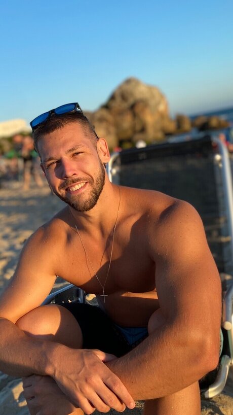 Leonardo Blanski modèle porno image