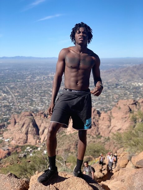 Womeashi étoile gratuite galeries