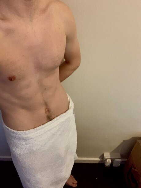 Youngforfun23 star du porno érotique image