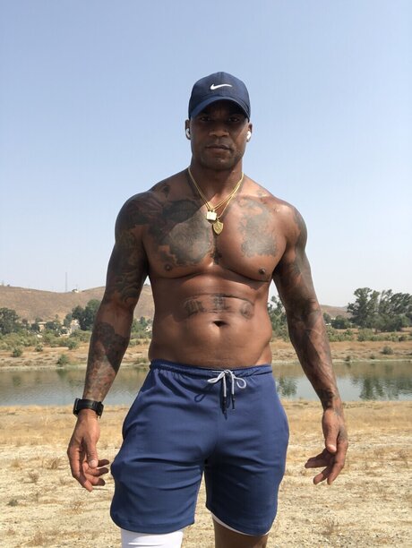 SirKT357 modèles nus galerie