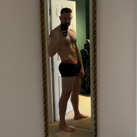 King Barn étoile adulte des photos