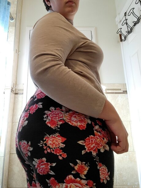 Hazel Lovett modèle nu images