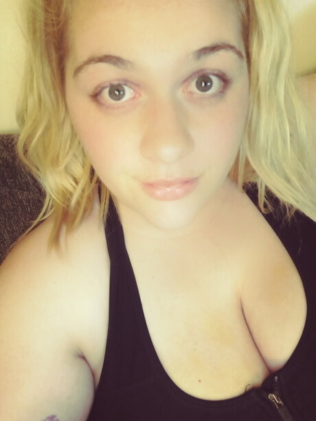 Jenesis star du porno en haute qualité galeries