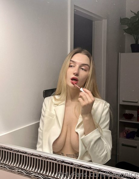 maman potelée onlyfans sexy jolie photo