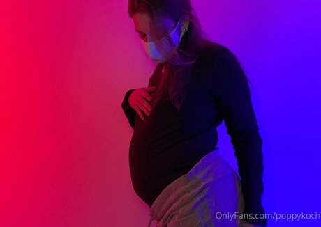 poppykoch modèle sexy photo