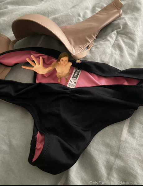 giantesstara sexe star du porno collection