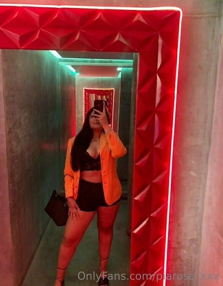 piarose xxx nus star du porno collection