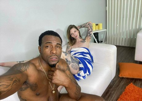 majorwork modèles nus galeries