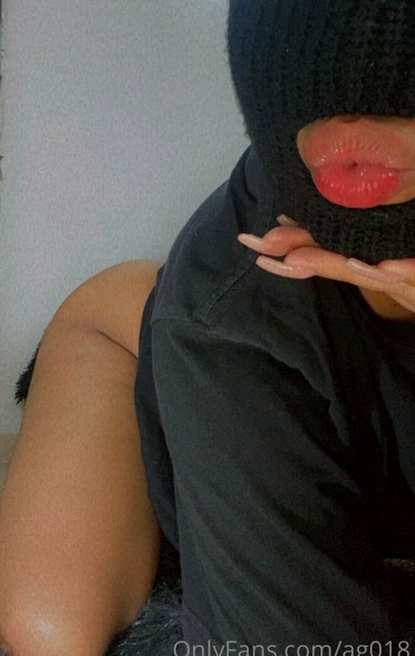 ag018 étoile chaude archive