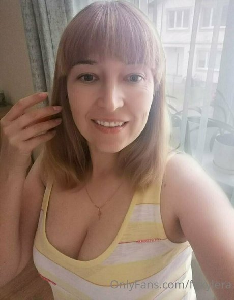 foxylera actrice érotique photo