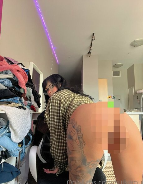 suikomuu star du porno belle image