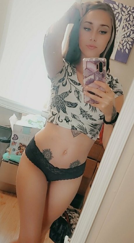 watermelonsugar3 modèle nu collection