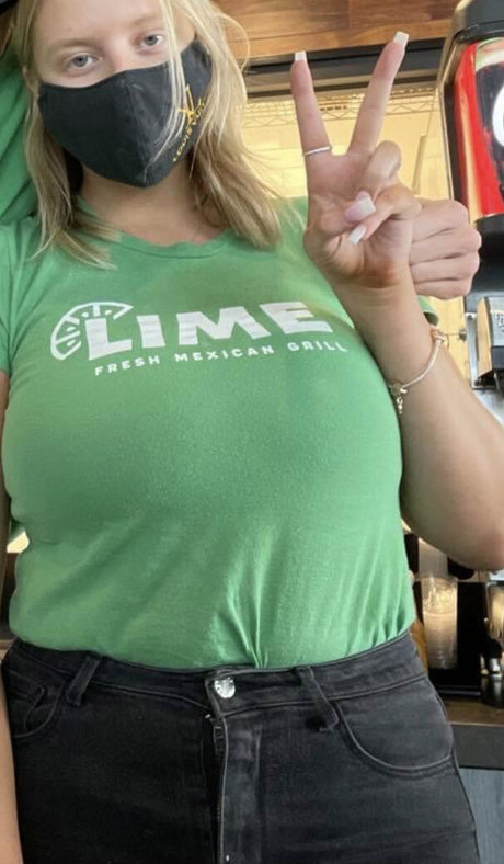 Lydia N top star collection