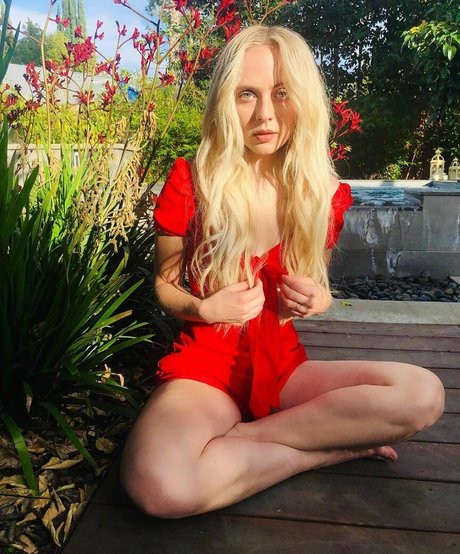 Madilyn Bailey modèle joli galeries