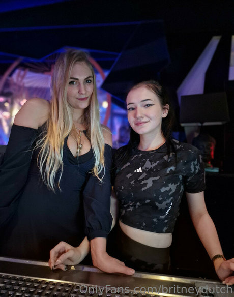 Britneydutch18 haut de star du porno galerie