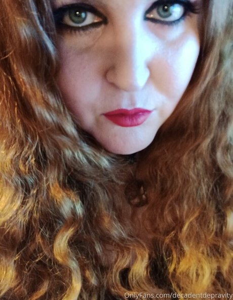 decadentdepravity modèle hd photos