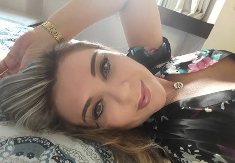 Kris Bianco star du porno en haute qualité photo