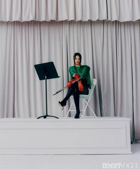 Amber Midthunder star du porno galeries