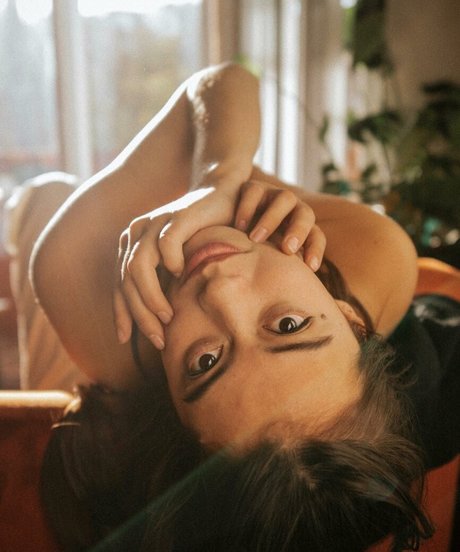 Amber Midthunder actrice artistique photo