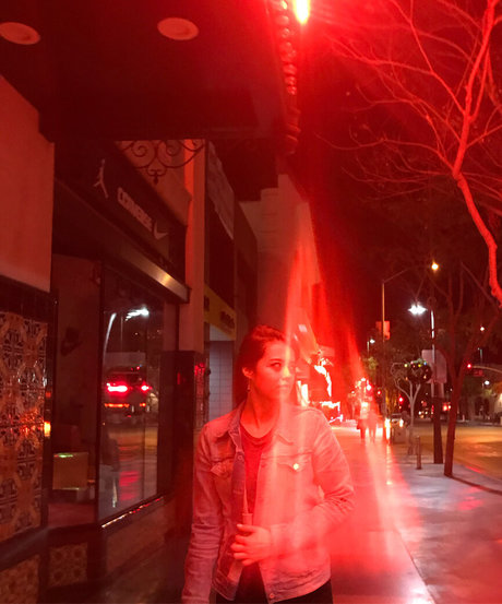 Amber Midthunder nus de stars du porno photos