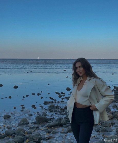 allwene free actrice images