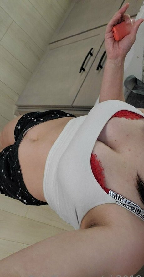 ak2018 étoile nue photo