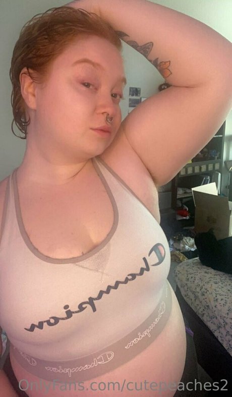 cutepeaches2 art star du porno photos