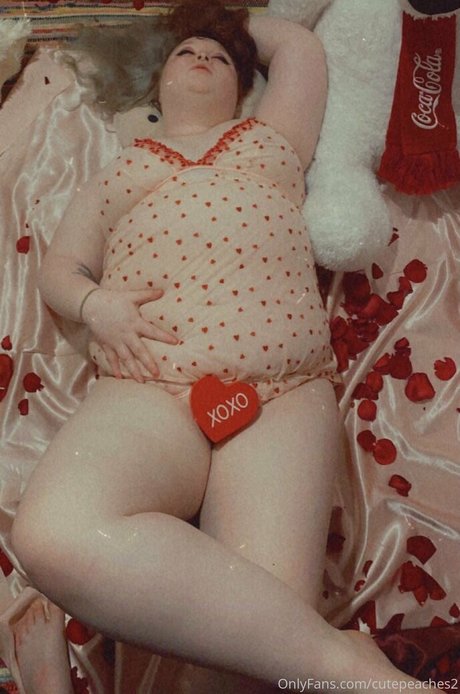 cutepeaches2 modèle sympa des photos