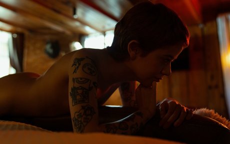 déshabillage onlyfans beau xxx archive